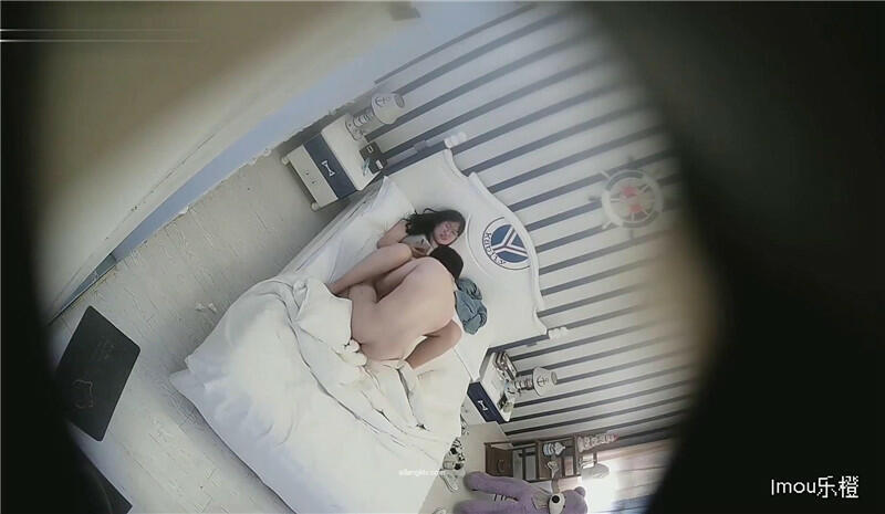 眼镜女友f.jpg