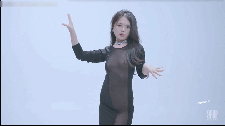 666e8f3bc046e.gif