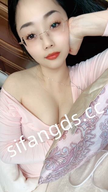 绿茶主播少妇媚娘与粉.jpg