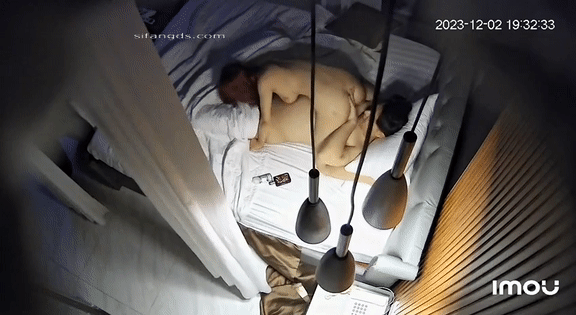 161227jnk4ximfmezfebbo.gif