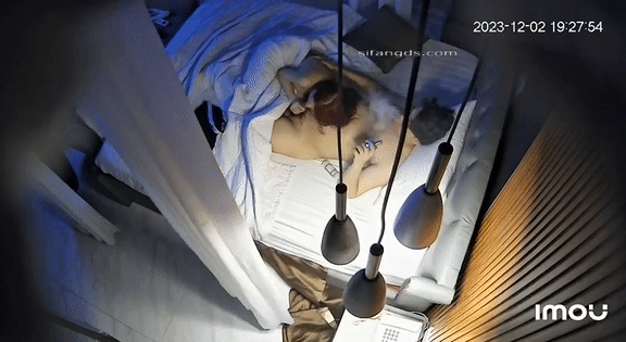 161227i47a767hd7ovhehv.gif