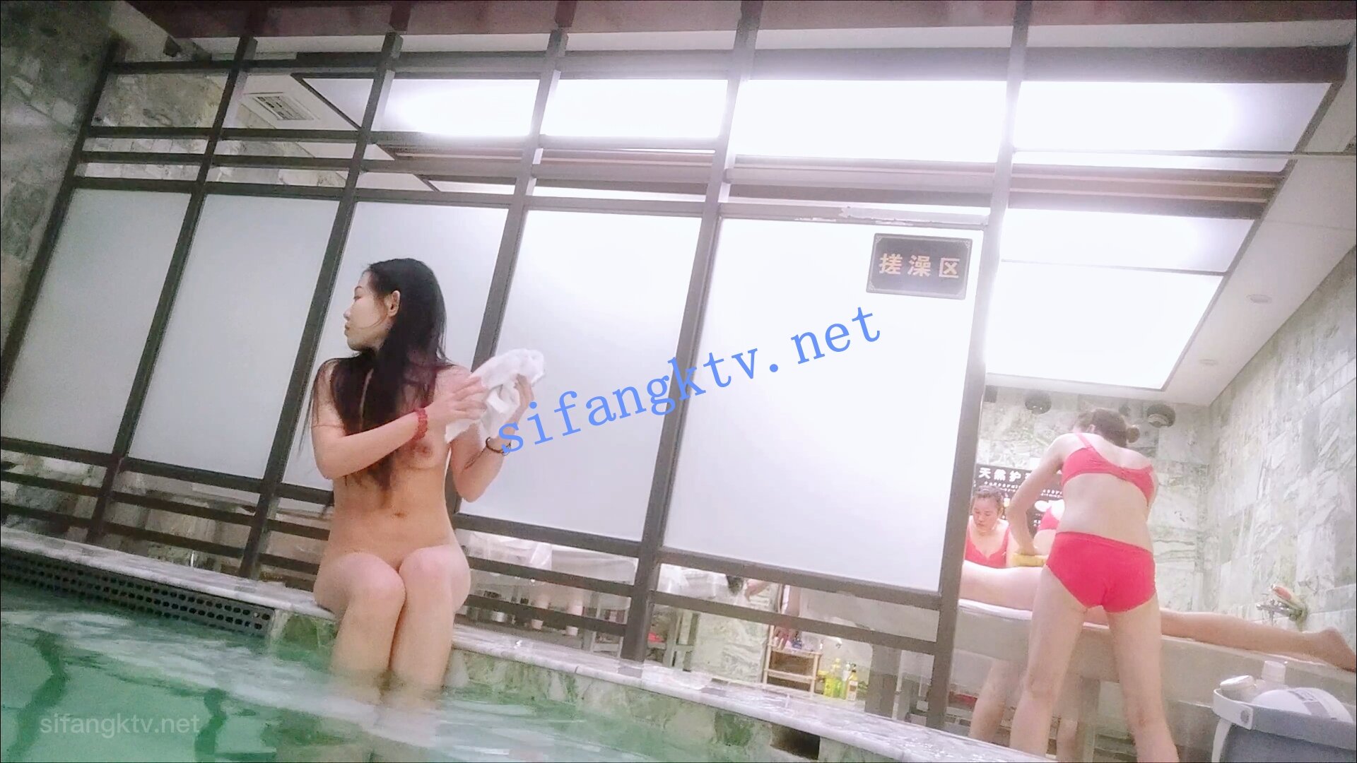 143954pwl4le6azs7u2dra.jpg
