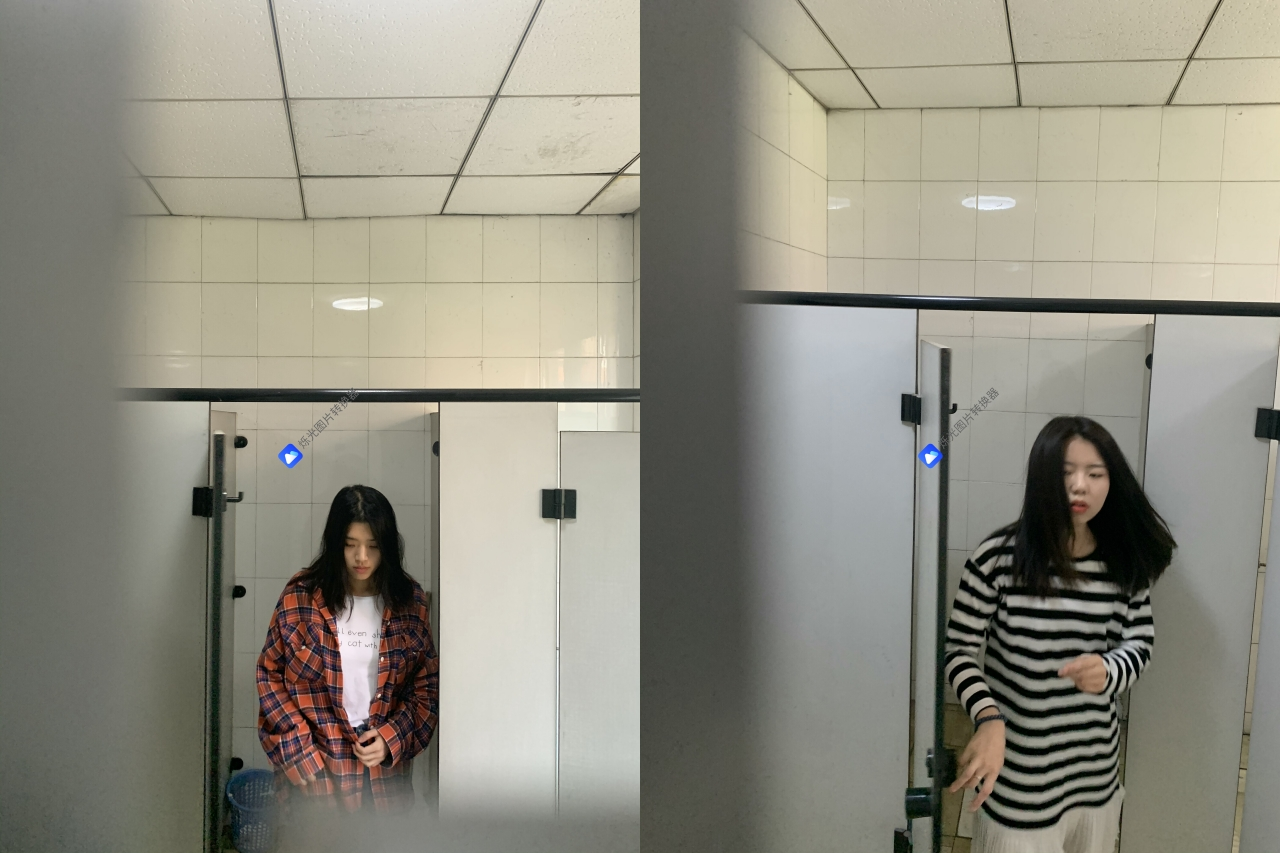 ⚫️【精品厕拍】，胆大心细，坑神躲藏高校女厕，隔板缝偷拍多位学姐方便，看不清还补光，附加露脸照片