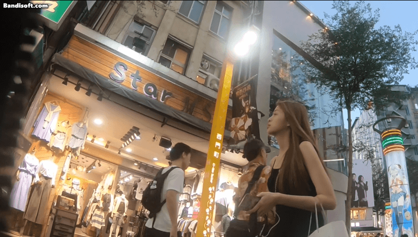 【TW抄底】短裙小姐姐捂住裙底还是被看到了