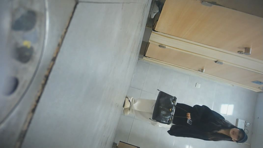 1749035978998.png