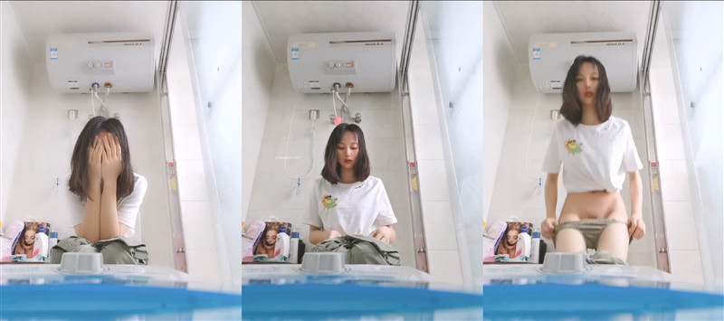 邪恶的房东浴室暗藏摄像头偷拍美女租客嘘嘘