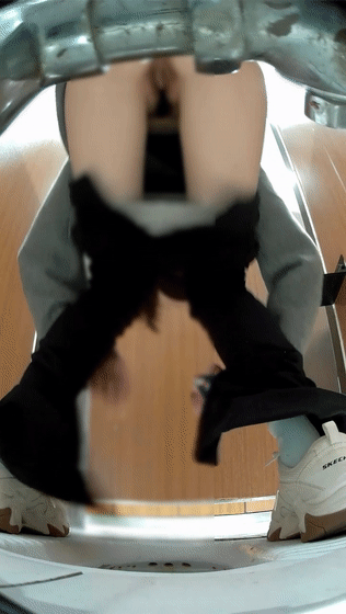172849yt8vgmvxuttomwsv.gif