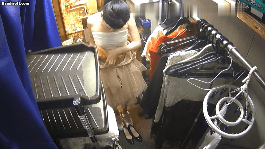 153754qm0qd00ohoadaqfm.gif