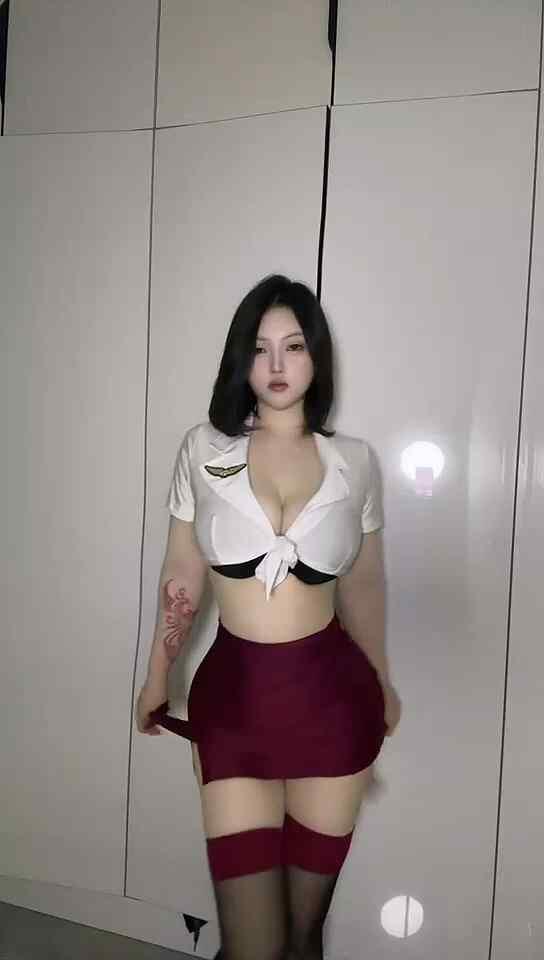 快手 大凤 木瓜巨乳付费群定制骚舞12V【259M】