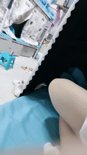 Qoj3PdmR_o.gif