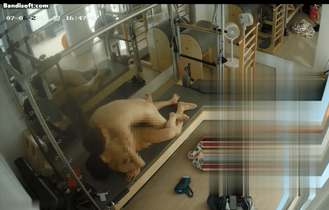 144652v6oq5777vvvqzzsv.gif
