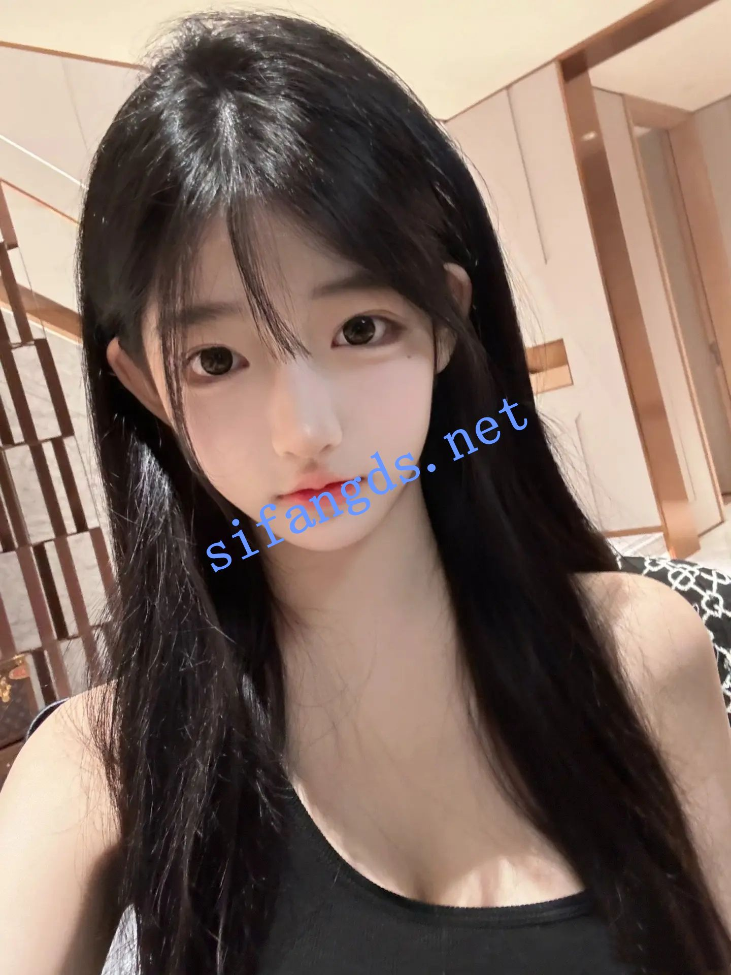 (AI换脸-极+)【绿小林子】 大眼极品网红妹酒店约啪激战内射!