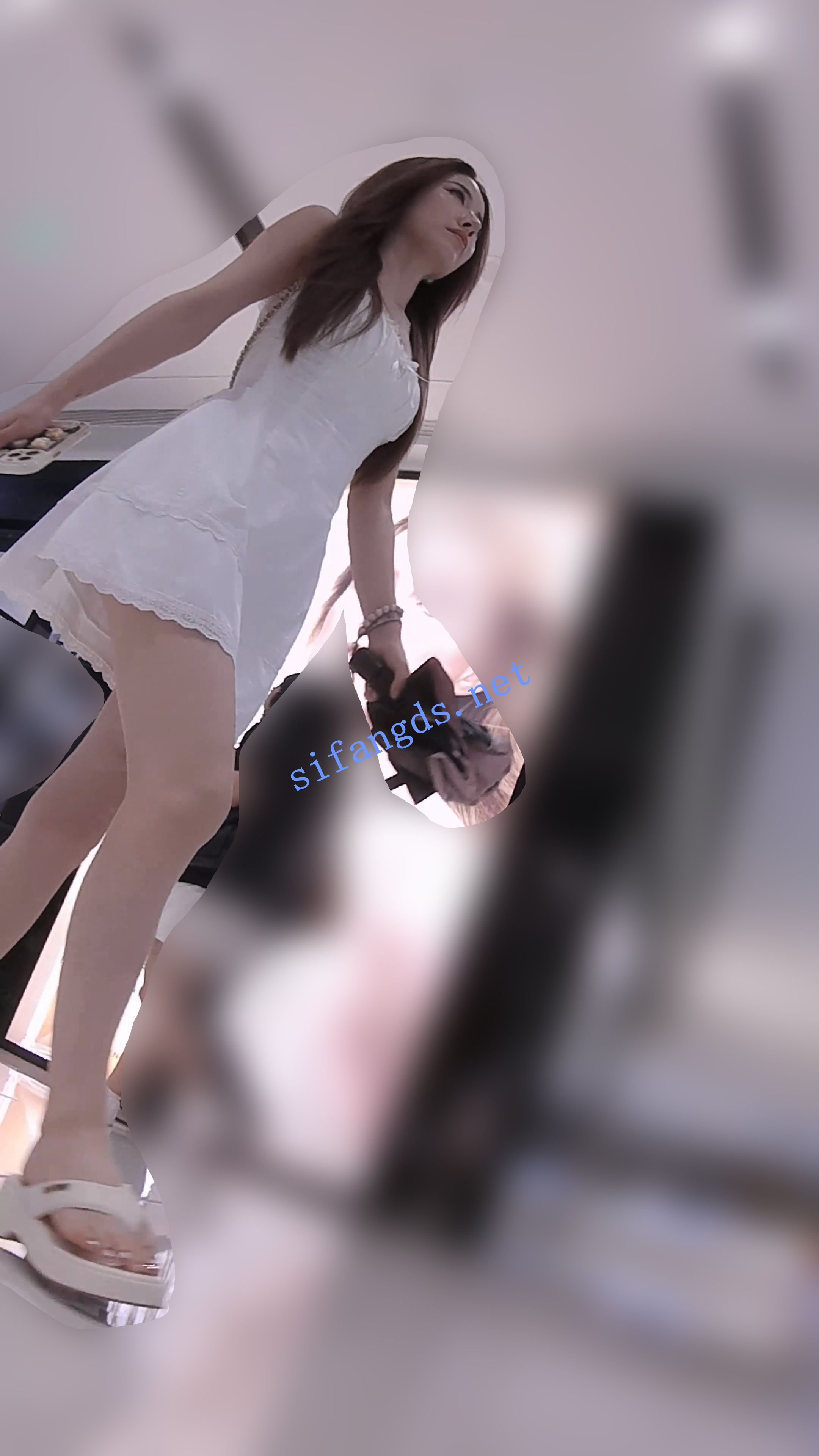 『D·D』-141-美艳女郎，娇小身材匀称白腿，蕾丝边白内