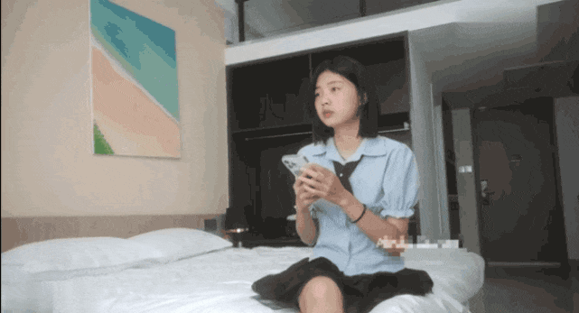 DM_20250902112431_067.gif
