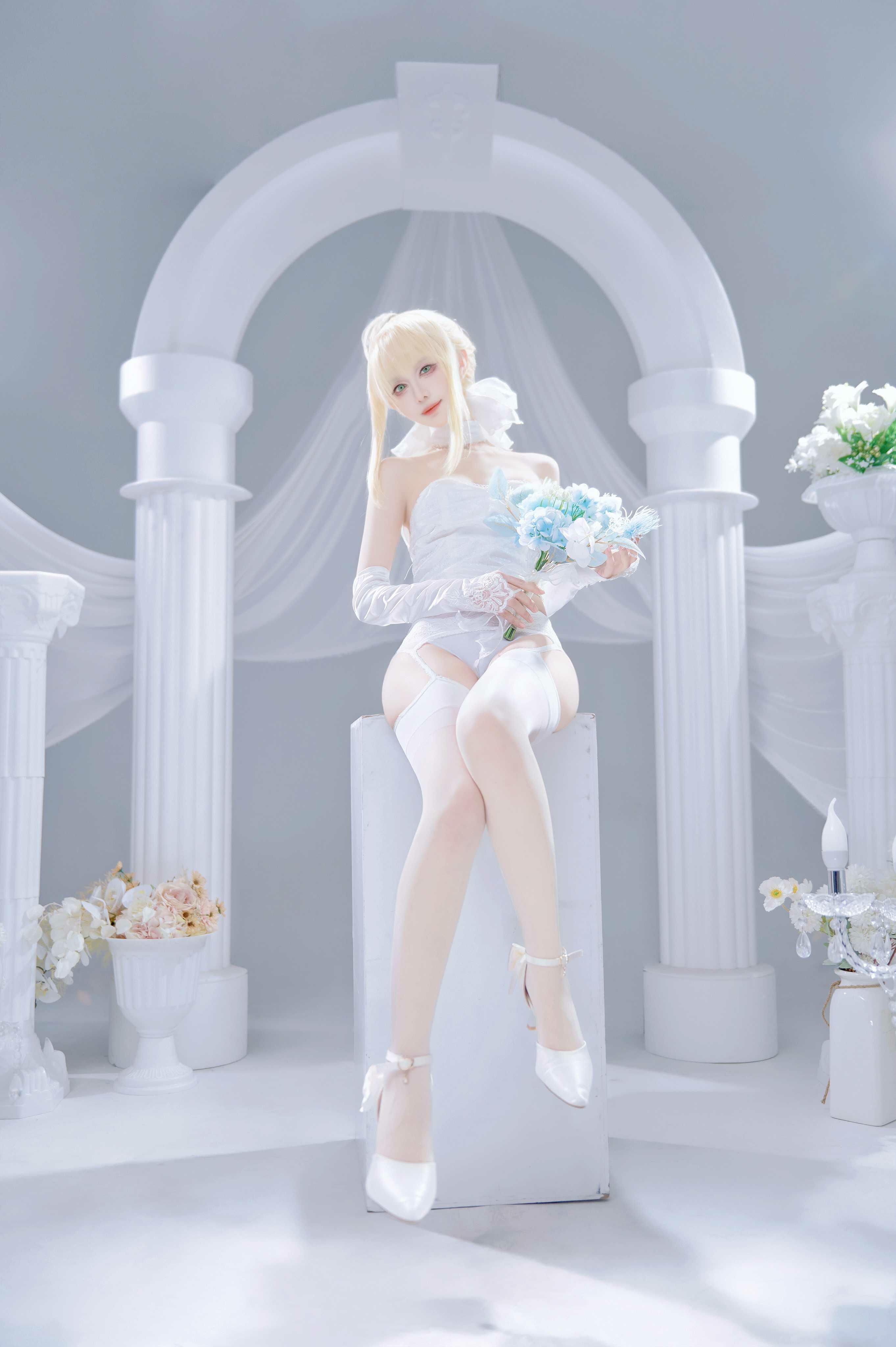 [cos写真] Shika小鹿鹿 - Saber花嫁