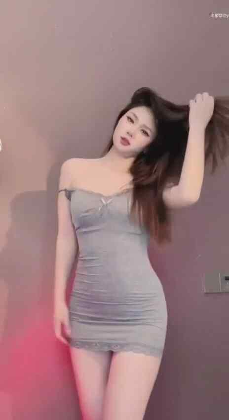 快手 欣怡吖 极品丰满御姐，表情诱惑抖胸顶胯骚舞36V【397M】