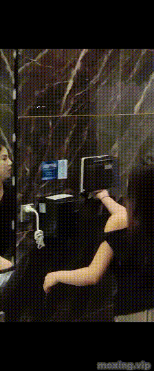lCCeKTac_o.gif