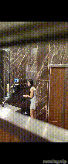 Zsxi952A_o.gif