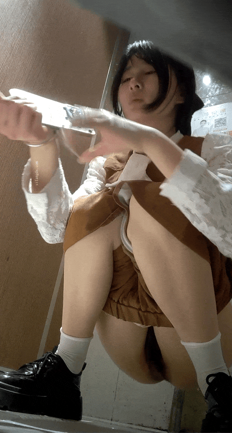 4I46tvQf_o.gif