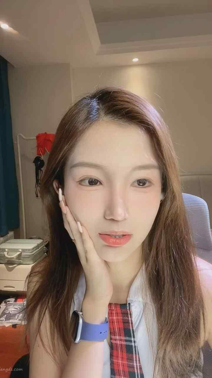 主播 熙酱 10月完美女神性感热舞16V