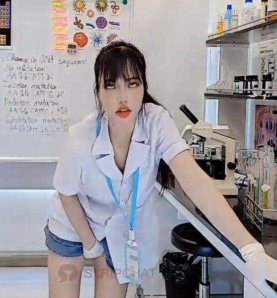 Stripchat实验室女大【___Lab___】跳蛋自慰直播合集 16v15.9G