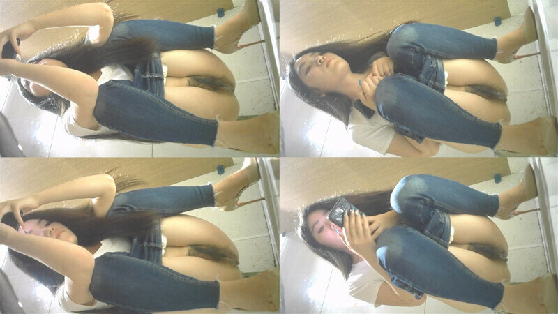 餐厅女厕全景偷拍牛仔裤少妇❤️喝多了连着来了几次