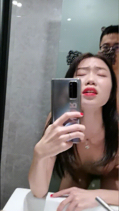 03.23  补链  杭州清纯气质反差婊【李子玥】与眼镜男友性爱曝光❤️各种对镜啪啪