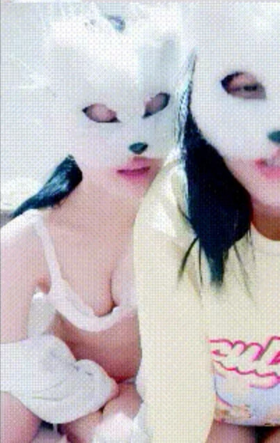 晴晴樱子 两个粉穴少女被炮友无套输出3P啪啪直播合集 160v89G